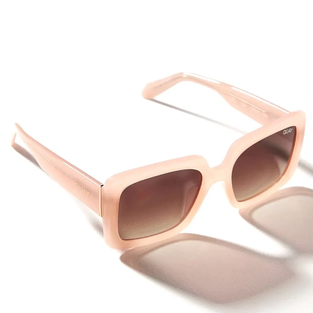 QUAY Total Vibe Sunglasses Polarized Pink Frame Brown Lens NWT